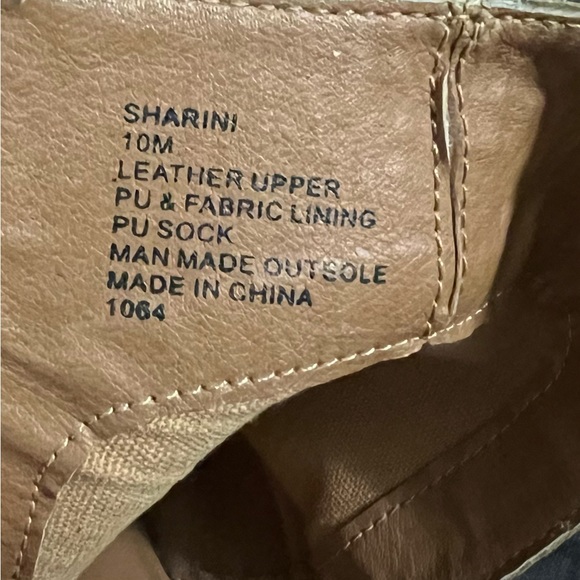 Size 10 Brown Steve Madden Boots - Picture 3 of 4